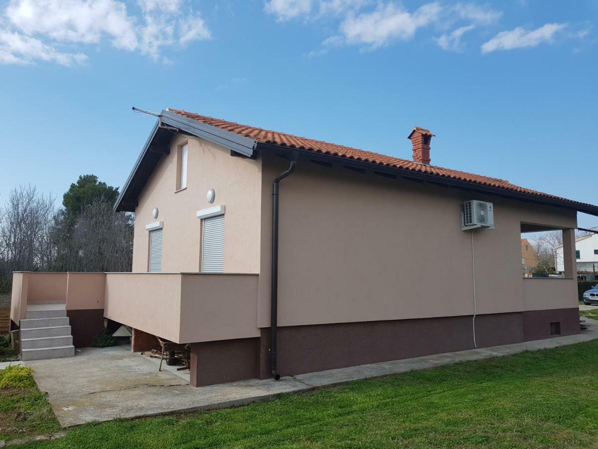 Holiday Home Begonja Privlaka  Exterior photo